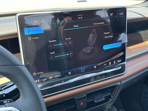 New 2026 Volkswagen Tiguan SEL R-Line AWD/4WD image 23