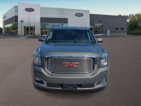 Used 2017 GMC Yukon Denali w/ Open Road Package image 3