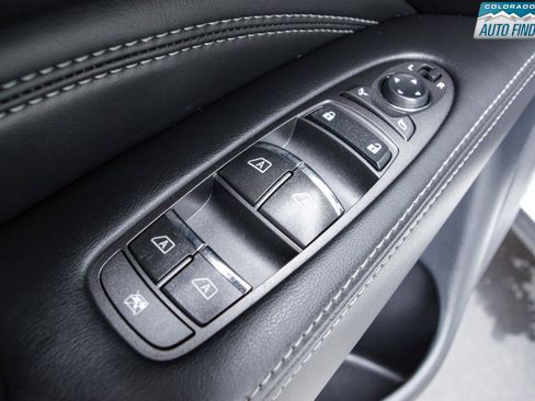 Used 2019 INFINITI QX60 Luxe w/ Sensory Package AWD/4WD image 11
