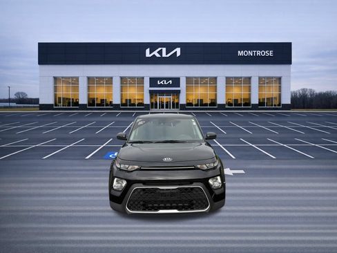 Used 2021 Kia Soul S FWD image 2