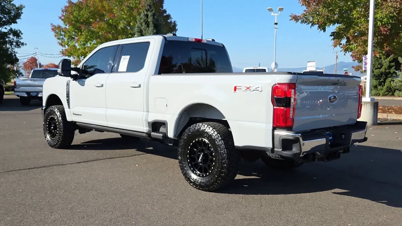 Used 2026 Ford F350 Lariat w/ FX4 Off-Road Package AWD/4WD image 6