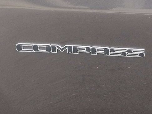 Used 2019 Jeep Compass Latitude w/ Popular Equipment Group image 13