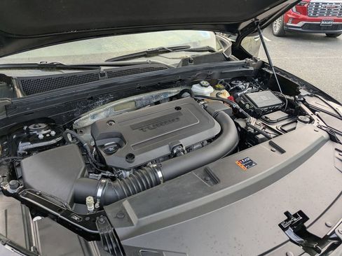 Used 2023 Buick Envision Essence w/ Sport Touring Package AWD/4WD image 28