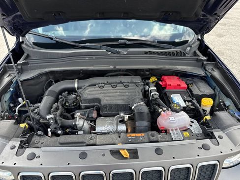 Certified 2020 Jeep Renegade Limited w/ Safety and Security Group AWD/4WD image 36