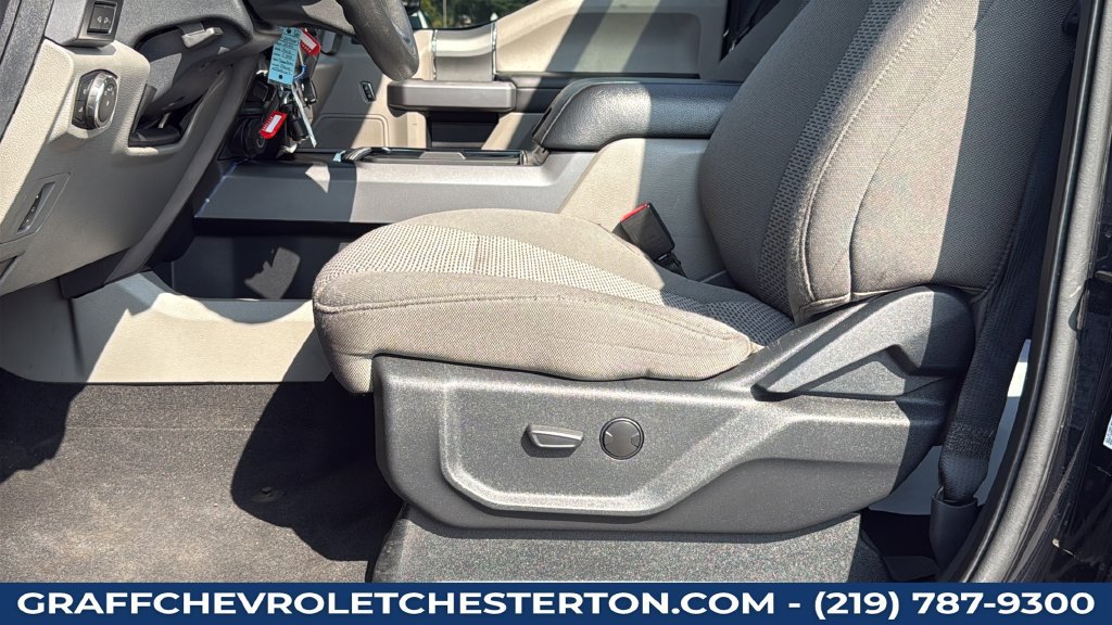 Used 2022 Ford F350 XLT w/ XLT Premium Package AWD/4WD image 25