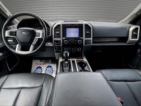 Used 2019 Ford F150 Lariat w/ Trailer Tow Package RWD image 9