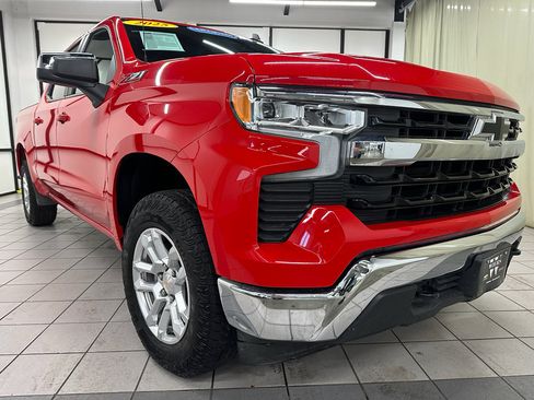 Certified 2025 Chevrolet Silverado 1500 LT w/ Z71 Off-Road Package image 2