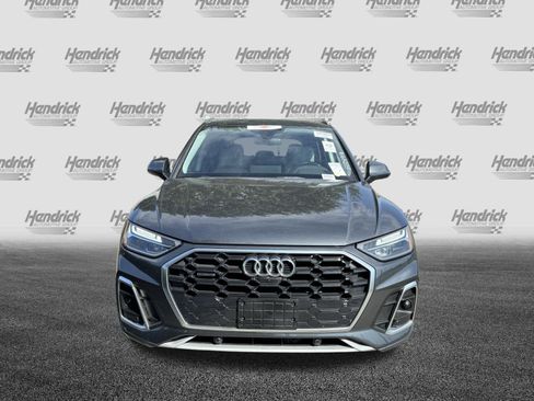 Used 2023 Audi Q5 2.0T Premium Plus w/ Premium Plus Package AWD/4WD image 3