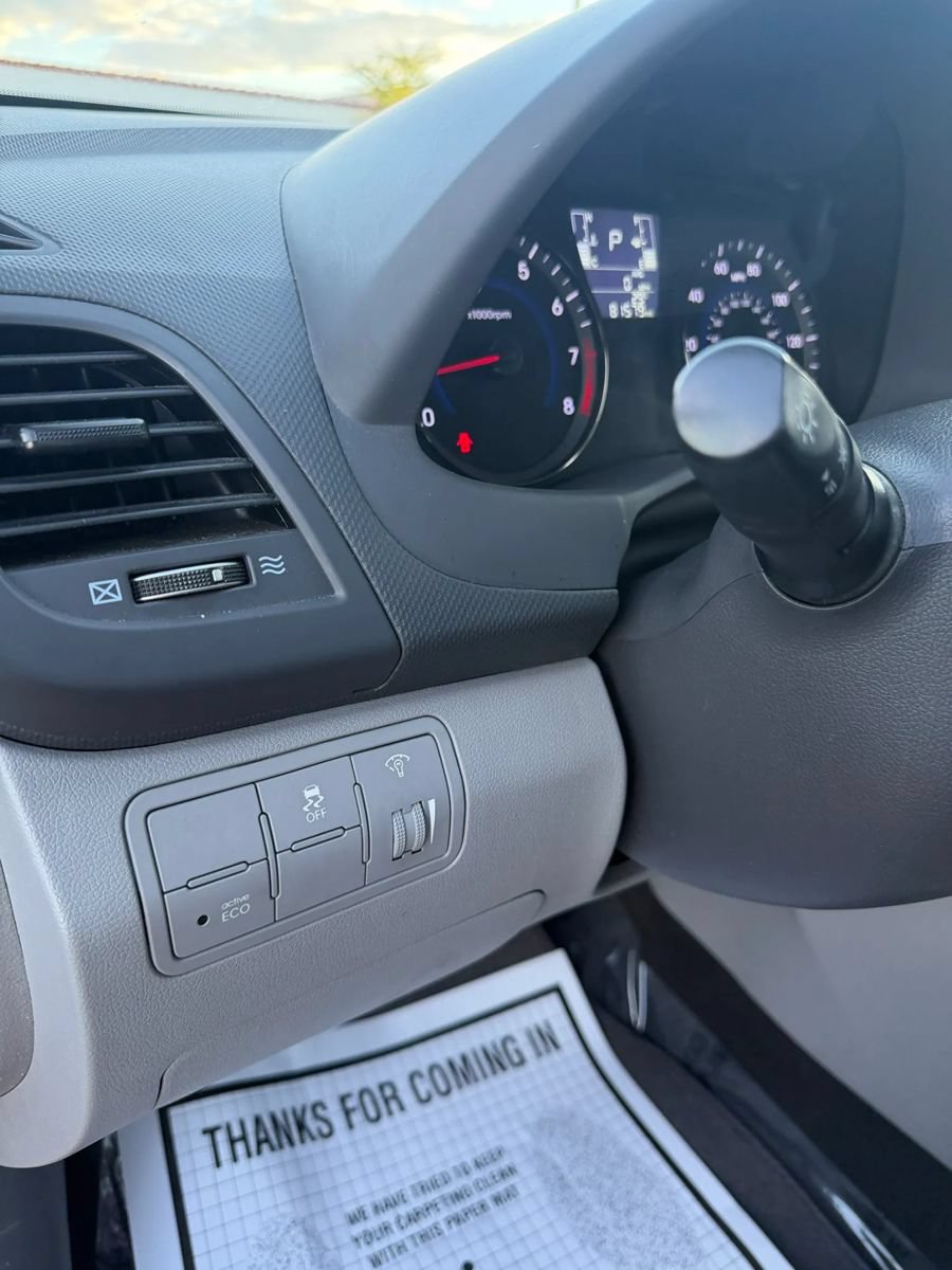 Used 2017 Hyundai Accent SE FWD image 26