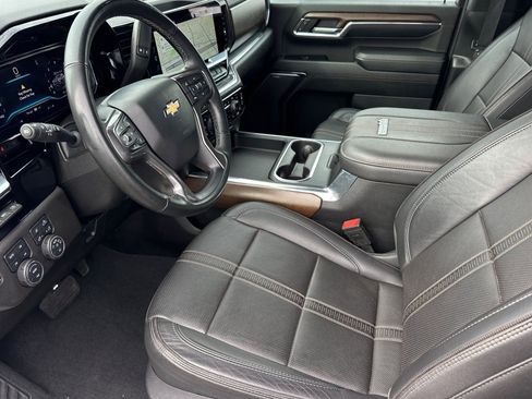 Used 2024 Chevrolet Silverado 3500 High Country w/ Technology Package AWD/4WD image 10