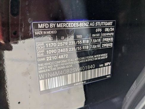 Used 2025 Mercedes-Benz GLB 250 GLB 250 image 25