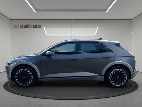 Used 2022 Hyundai Ioniq 5 Limited w/ Cargo Package image 2