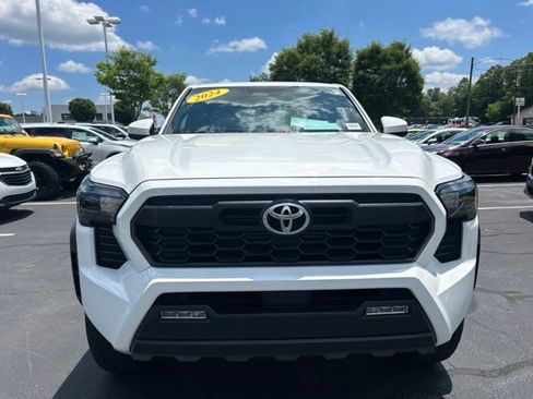 Used 2024 Toyota Tacoma TRD Off-Road AWD/4WD image 2
