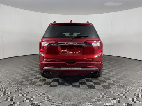 Used 2023 GMC Acadia Denali image 4