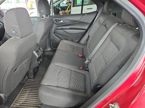 Used 2018 Chevrolet Equinox LT w/ Sun & Infotainment Package AWD/4WD image 6
