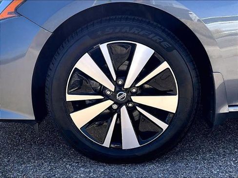 Used 2021 Nissan Altima 2.5 SL image 7