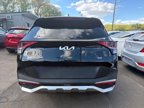 Used 2023 Kia Sportage EX AWD/4WD image 7