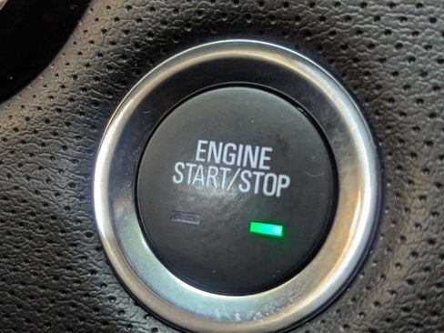 Certified 2024 Cadillac XT5 Premium Luxury image 30