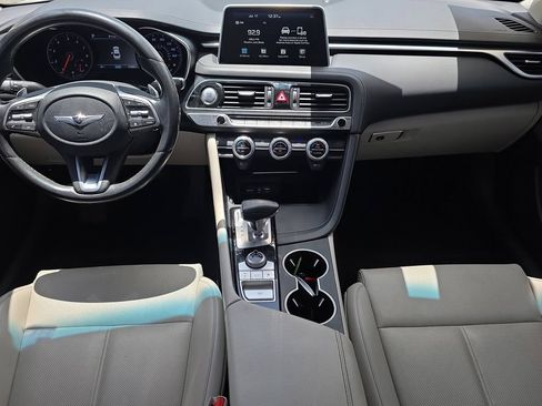 Used 2021 Genesis G70 2.0T RWD image 12