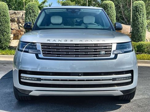 Certified 2025 Land Rover Range Rover Long Wheelbase Autobiography AWD/4WD image 8