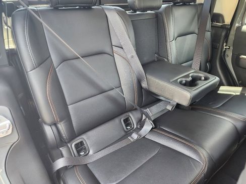 Used 2022 Jeep Gladiator Mojave w/ Cold Weather Group image 30