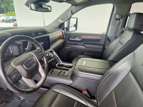 Used 2024 GMC Sierra 2500 Denali AWD/4WD image 11