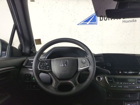 Certified 2022 Honda Passport TrailSport image 17