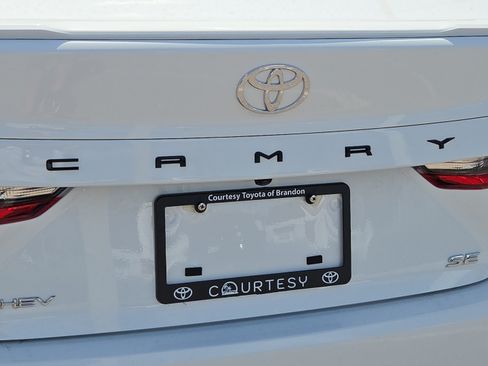 Certified 2026 Toyota Camry SE FWD image 35