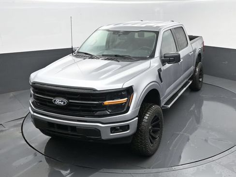 Used 2025 Ford F150 XLT w/ Equipment Group 301A Standard AWD/4WD image 18