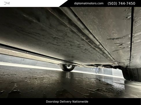 Used 2023 Tesla Model Y Long Range image 43