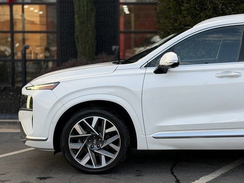Used 2023 Hyundai Santa Fe Calligraphy image 10