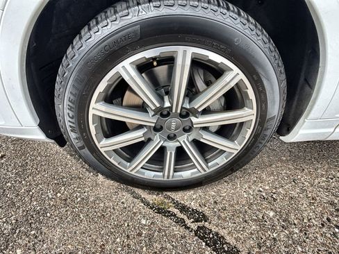 Used 2018 Audi Q7 3.0T Prestige w/ Prestige Package image 21