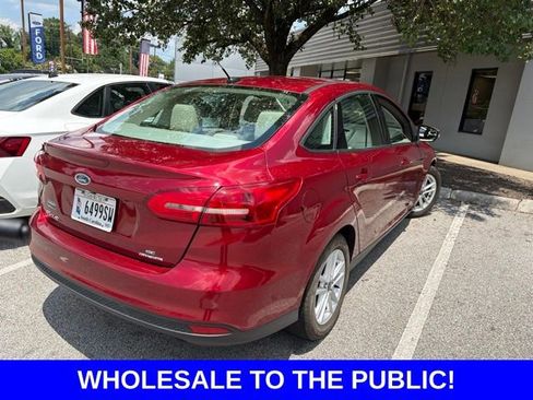 Used 2016 Ford Focus SE FWD image 11