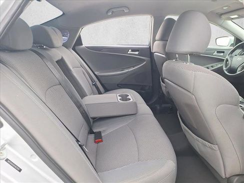 Used 2007 Hyundai Elantra SE image 17