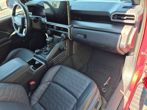 Used 2025 Toyota 4Runner TRD Off-Road Premium w/ Tow Technology Package AWD/4WD image 21