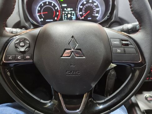 Used 2023 Mitsubishi Outlander Sport LE AWD/4WD image 23