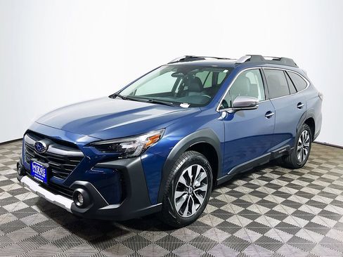 Certified 2024 Subaru Outback Touring XT AWD/4WD image 3