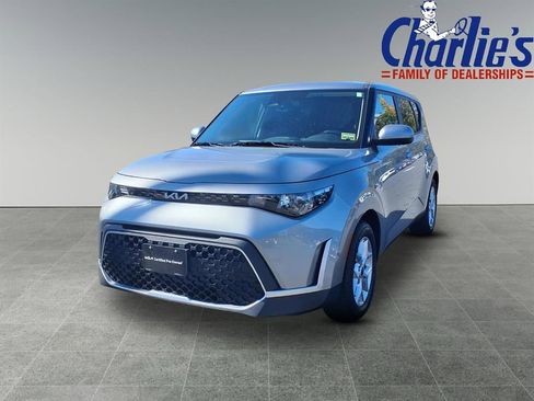 Certified 2024 Kia Soul LX w/ Option Group 015 FWD image 1