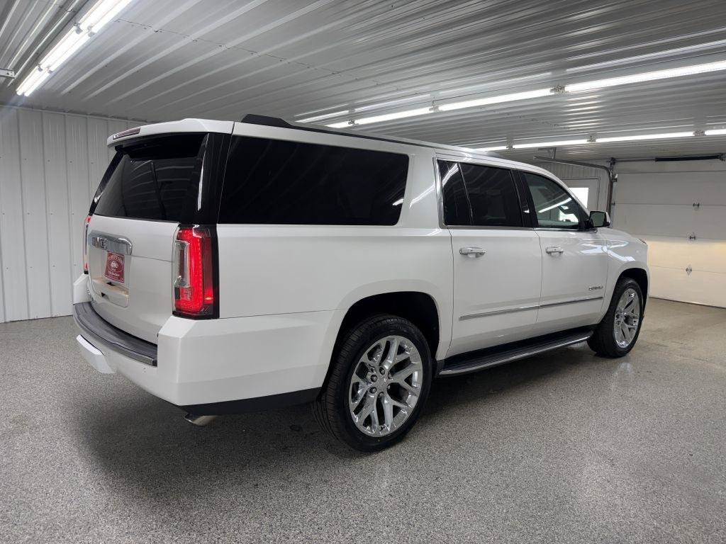 Used 2018 GMC Yukon XL Denali w/ Open Road Package AWD/4WD image 6