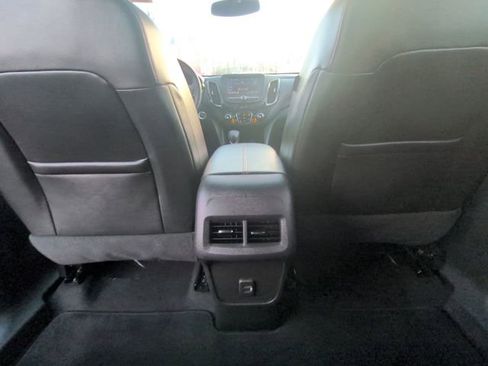 Used 2023 Chevrolet Equinox RS image 21