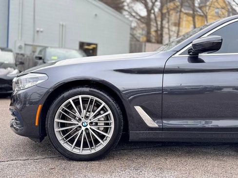 Used 2020 BMW 530i xDrive w/ Executive Package image 10