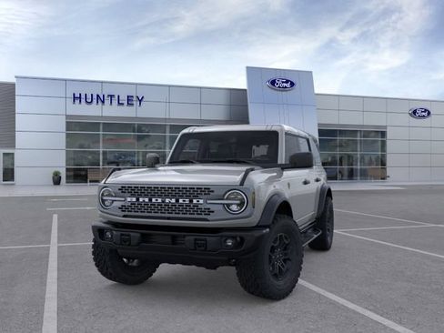 Certified 2026 Ford Bronco Badlands AWD/4WD image 2