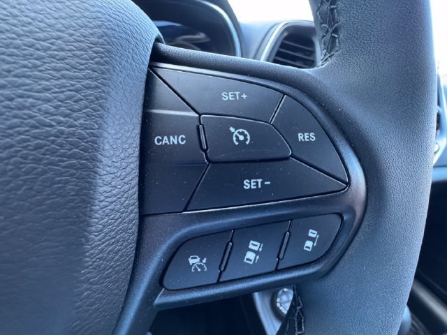 Used 2022 Jeep Cherokee Trailhawk w/ Sound & Nav Group AWD/4WD image 37
