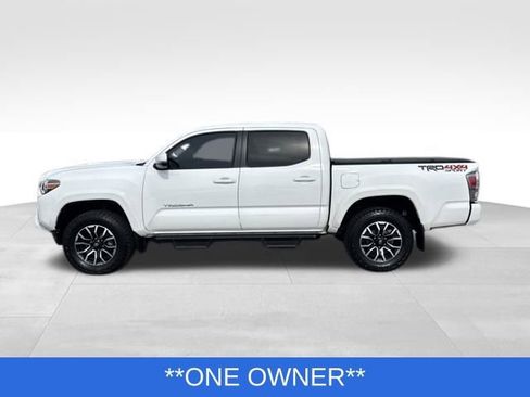 Used 2021 Toyota Tacoma TRD Sport w/ Technology Package image 2