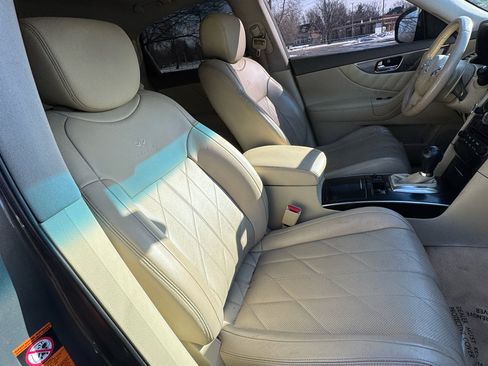 Used 2009 INFINITI FX35 AWD image 33