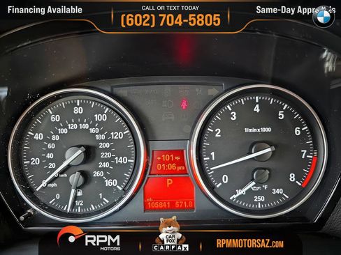 Used 2011 BMW 335i Convertible image 16