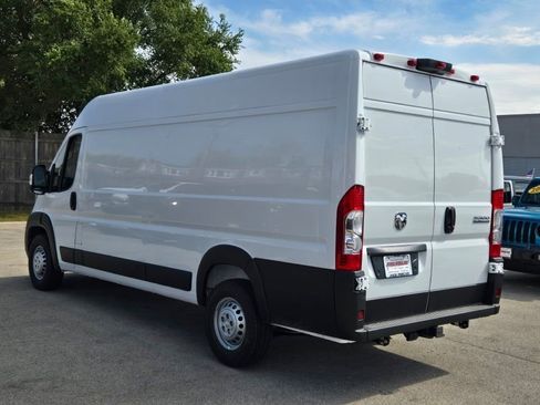 New 2026 RAM ProMaster 3500 w/ Cold Weather Group image 8