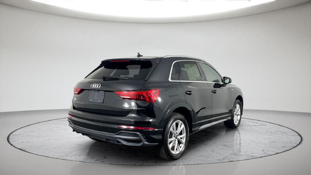 Used 2023 Audi Q3 2.0T Premium AWD/4WD image 5