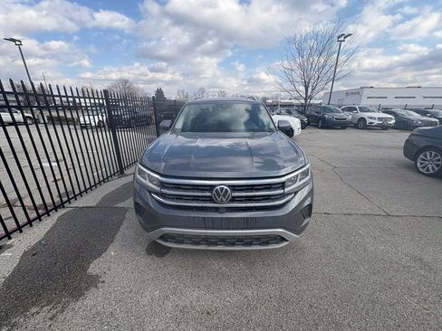 Used 2021 Volkswagen Atlas SEL Premium image 2