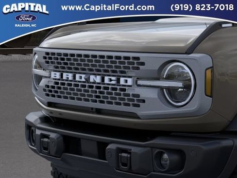 New 2026 Ford Bronco Badlands AWD/4WD image 19